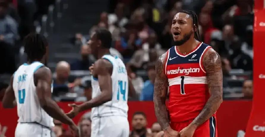 火箭把惠特摩尔当次轮签甩给奇才，奇才转手连板凳都不给坐。两场DNP，理由简