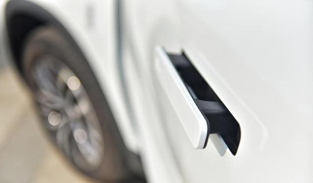 工信部出手整顿汽车“隐藏门把手”!“颜值”与“安全”该选谁?
