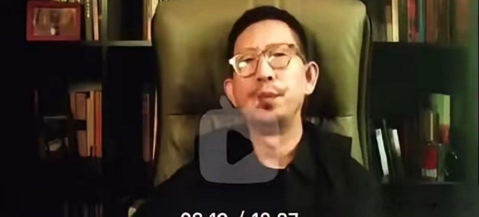 丁太升评庾澄庆，话说的很重。他说庾澄庆那首《让我一次爱个够》，技术上，无懈可击，