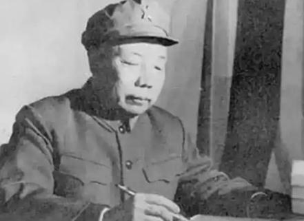 1985年，萧华敏锐预感自己时日无多，紧急向中央郑重提出请求：我“大女婿”找来见