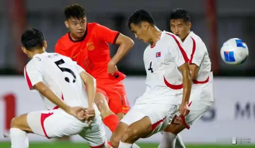 6分决战！U23国足迎来生死局，赢球直接提前出线！本组首轮两场比赛全部结束。中国队2‑1战胜朝鲜，伊