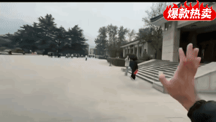 “在中国印度人像明星，中国女孩抢着合影”......印度男性在国际上可谓“臭名