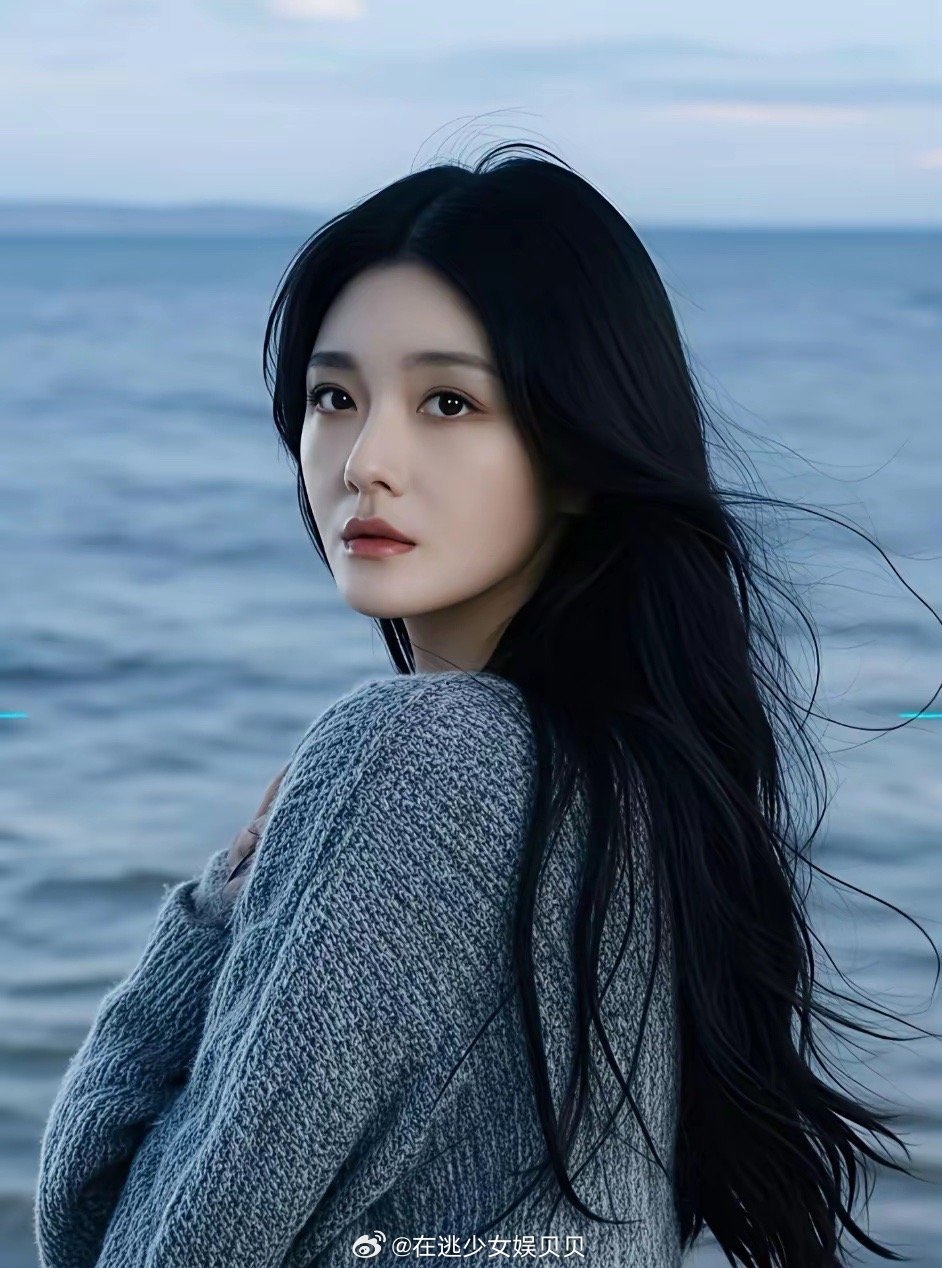 真的越来越像大S了...小玥儿长大了遗传了妈妈美丽的基因...也和妈妈一样拥有一