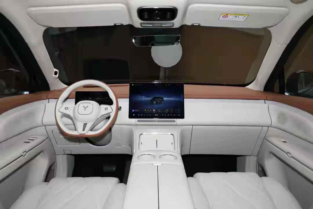 真是伤害性不大，侮辱性极强！2025年前三季度，奔驰在中国销量41.83万辆，