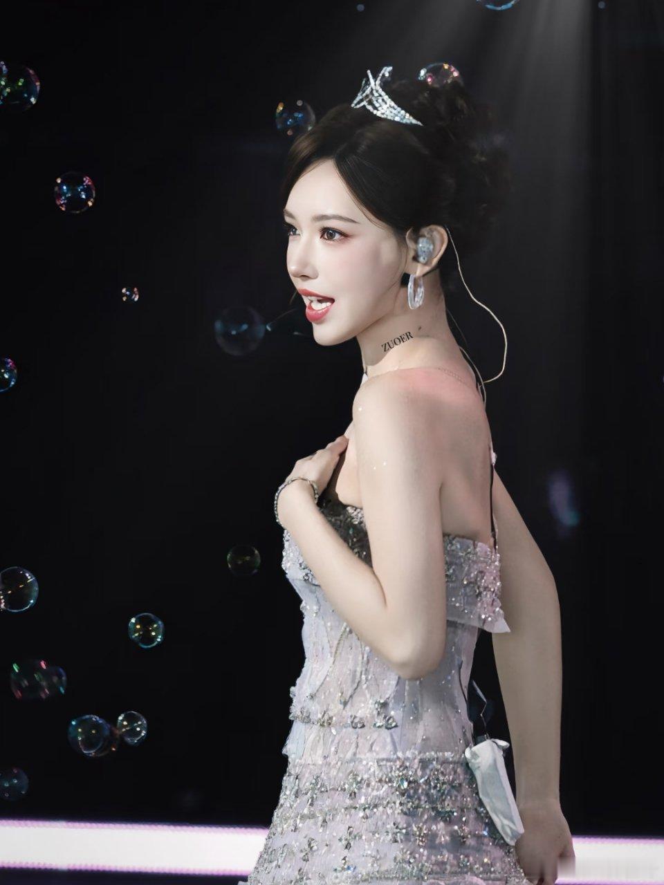 潇潇这次的妆照好好看啊啊啊啊啊！[爱心][爱心][爱心]#程潇#​