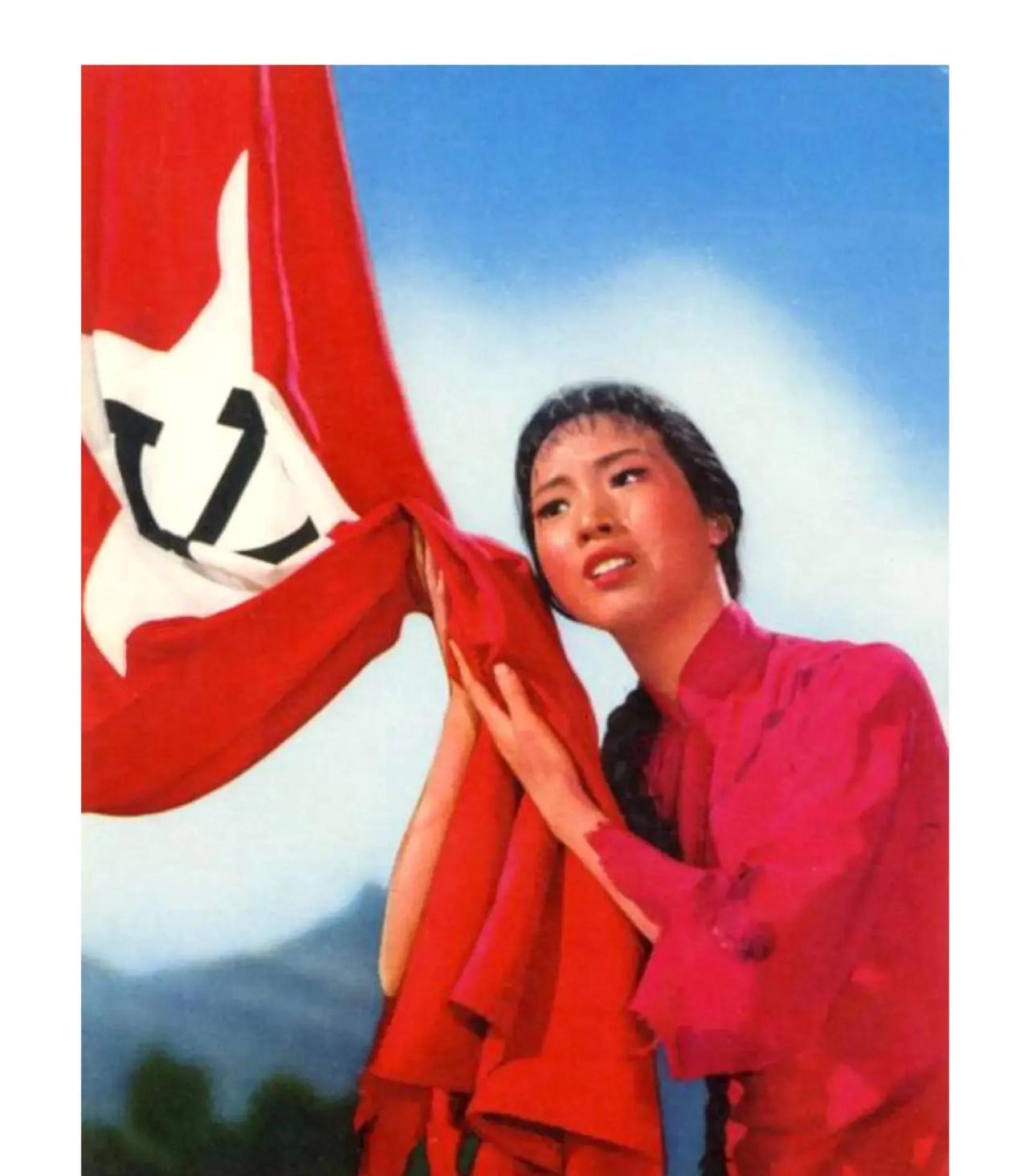 巴金老先生在《随想录》里写的那句“样板戏诞生就带着原罪”，可捅了京剧圈的马蜂窝。