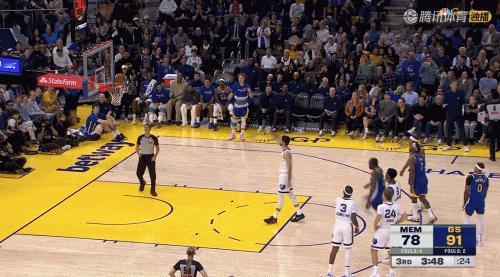 又一个经典镜头要刷屏了.......金州勇士​​​​格林疯狂嘲讽​​​