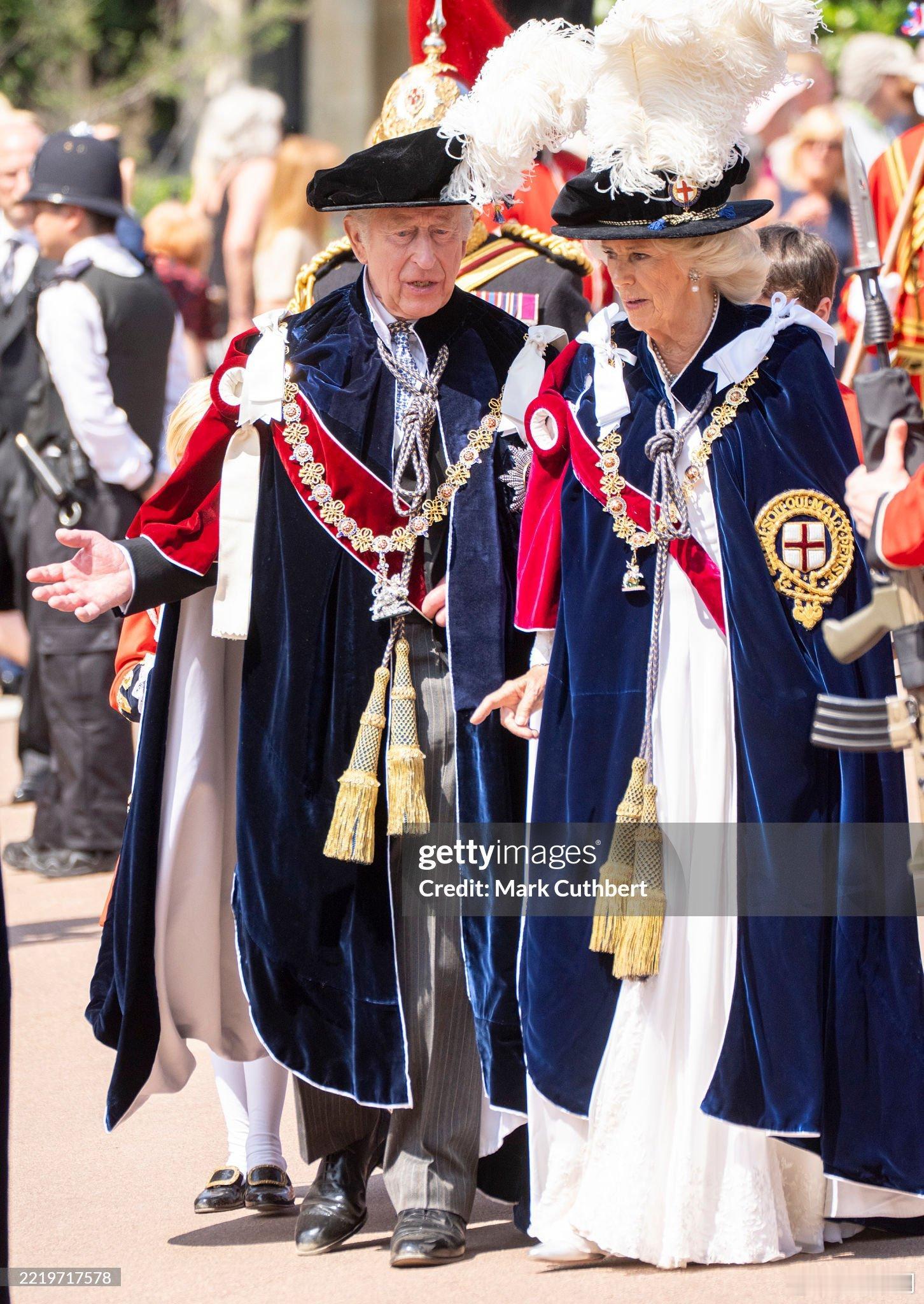 英国王室🇬🇧6月16日，英国王室成员在温莎城堡出席嘉德勋章日仪式，格洛斯特