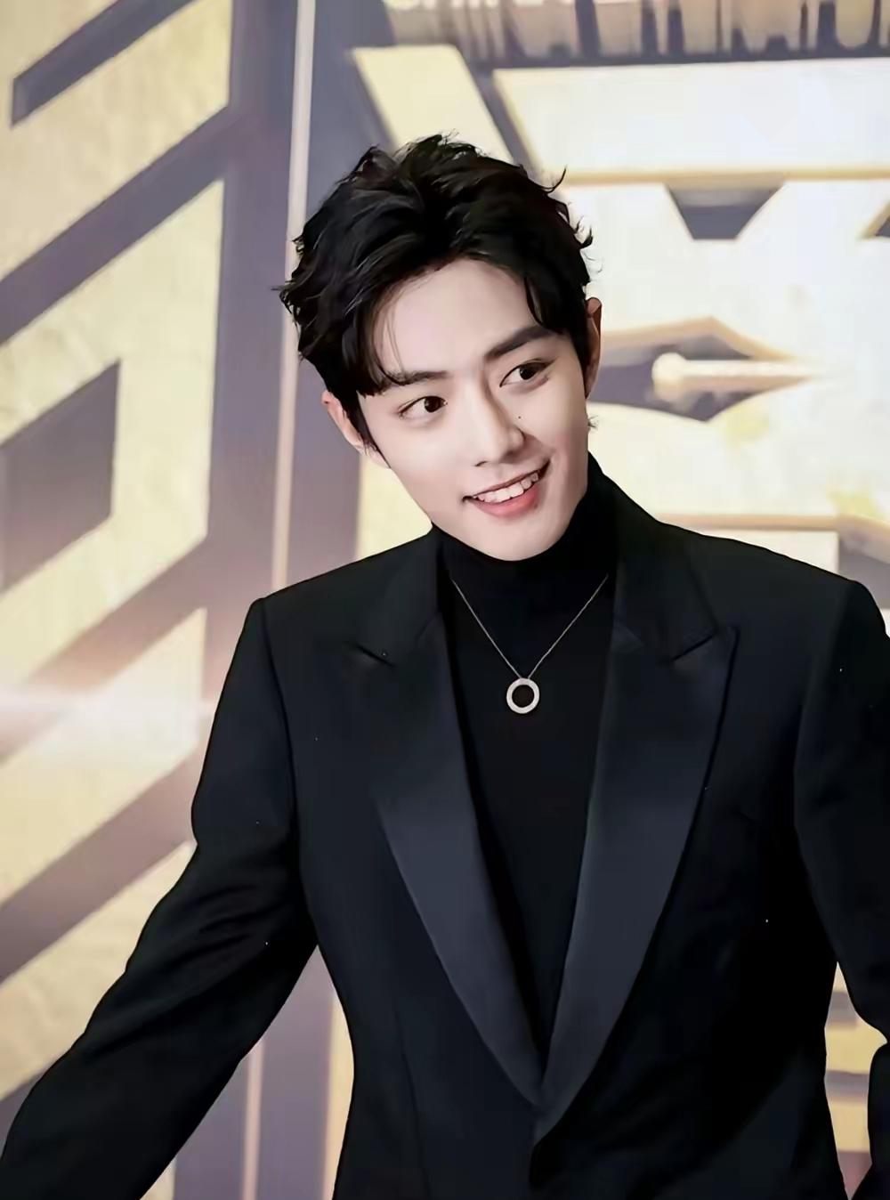 内娱真顶流！肖战获TODS品牌包机待遇，网友：这才是品牌实打实的重视谁懂啊