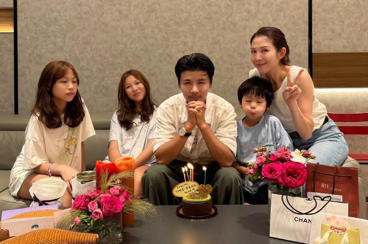 蔡少芬凌晨卡点发疯！结婚22周年直接甩出九宫格照片狂秀恩爱：“今年过得特别感动！