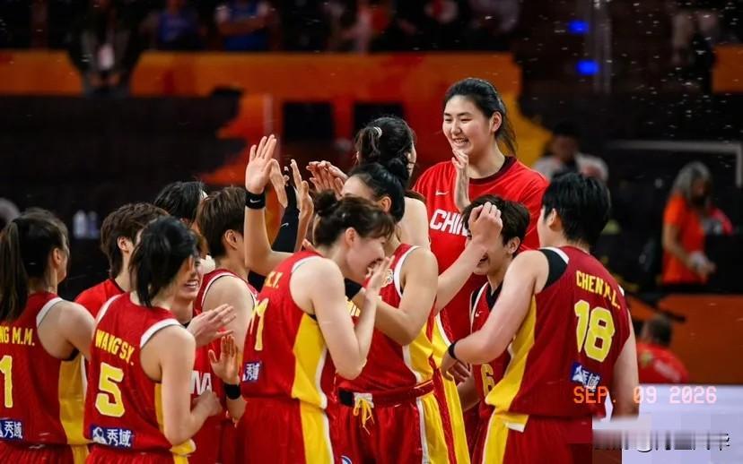 女篮世界杯，八强席位已决出6席1、美国女篮🇺🇸——小组第一直接晋级2