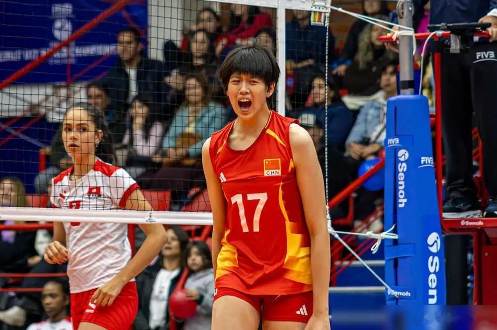 中国女排又出了个怪物副攻，16次扣球，14次直接得分，成功率87.5%，0失误，