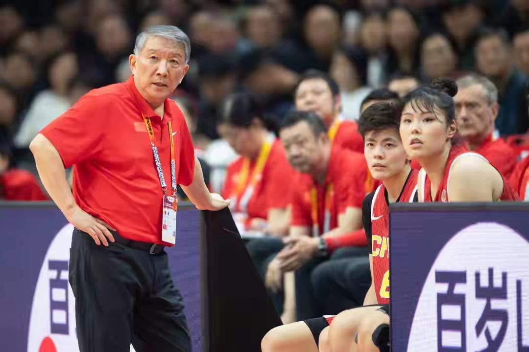 2026年3月16日，女篮世界杯预选赛小组赛第四轮结束一场焦点比赛，中国女篮以8