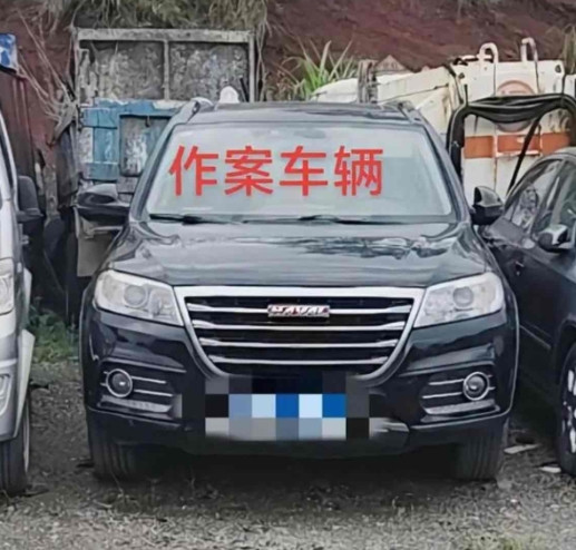 湖南长沙，一男子回家发现妻子彻夜未归，电话也联系不上，无奈第二天一早，男子选择了