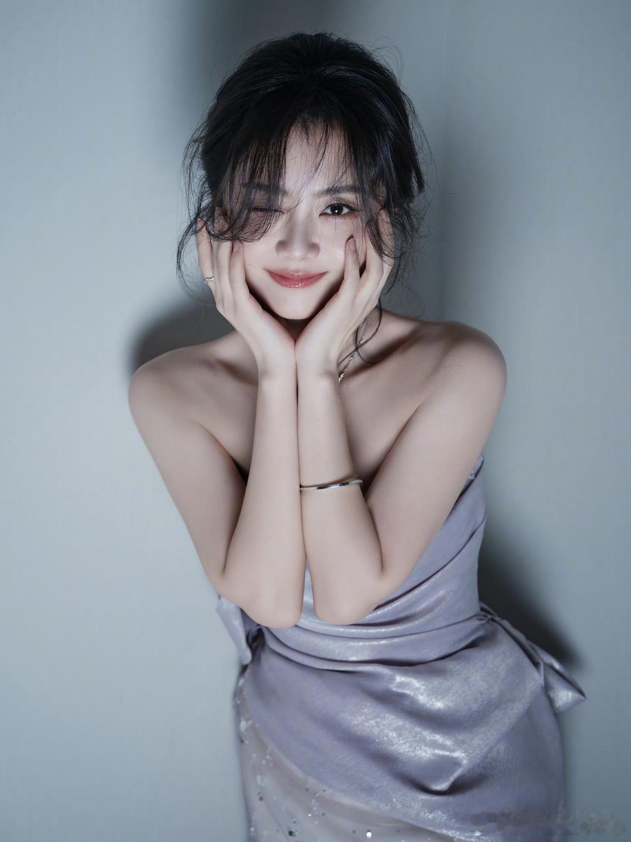 1.王俊凯在做饭综艺里其实连着低血糖好几次，但他都藏得挺好，也就最严重那次被人发
