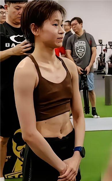 全运会还有不到10天就开幕了。自全红婵公布参加三项女子跳水角逐,网友都有担心她