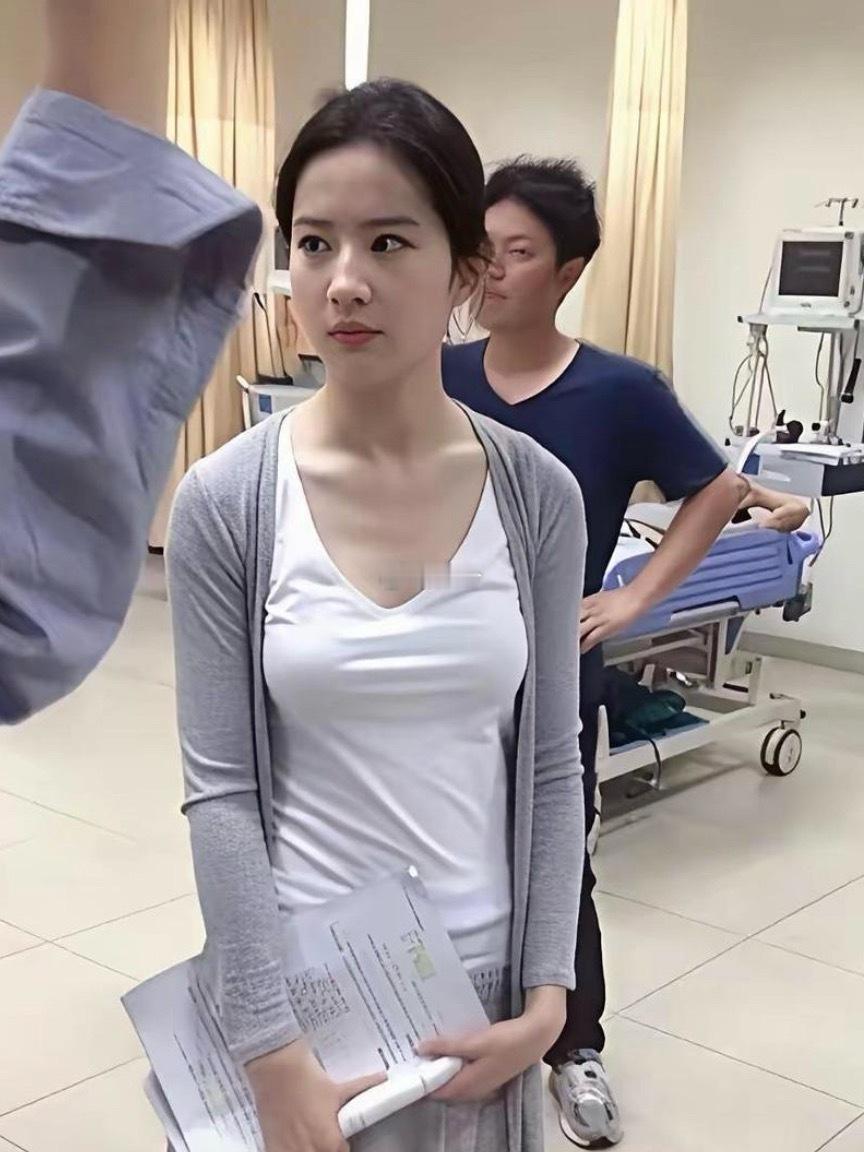 内娱果然要看生图……