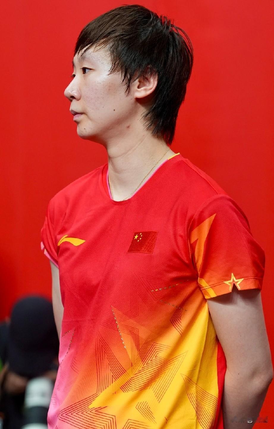 王曼昱心中憋着一口气！我预测今晚的女团1/4与乌兹别克斯坦的比赛中她一定会上