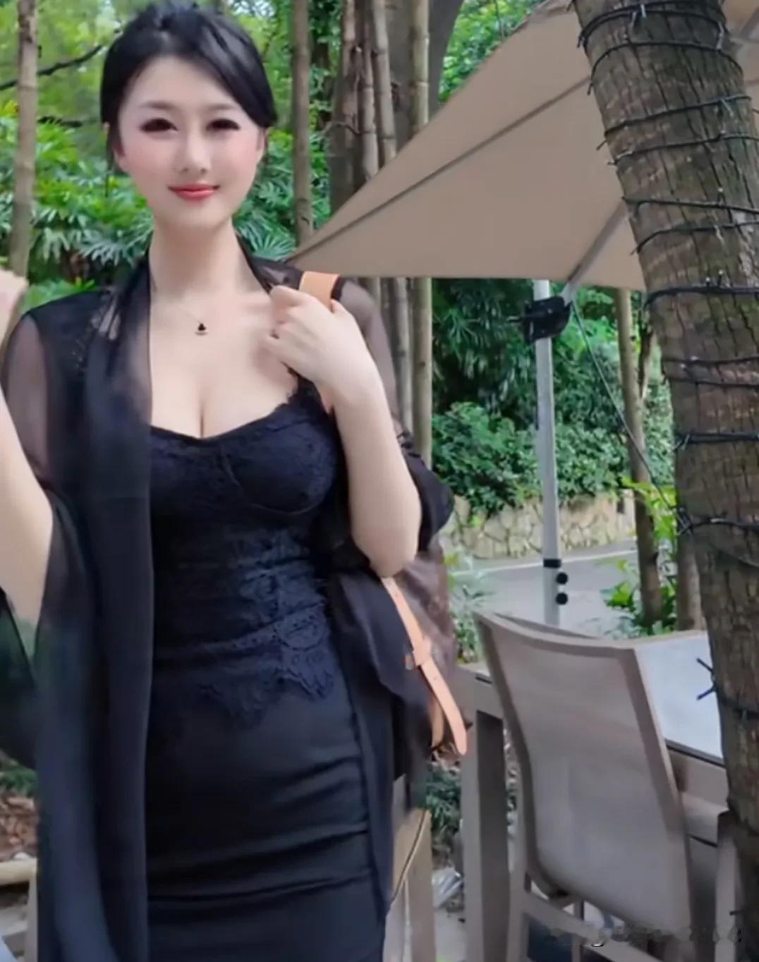 女人一旦谈钱就能吓走一大群虚情假意的人金钱不能衡量爱情但可以用来过滤欺骗