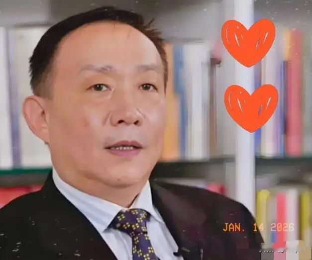 卢麒元这一嗓子，算是把藏在台面下的猫腻喊到了明处！听着扎耳，却是戳破窗户