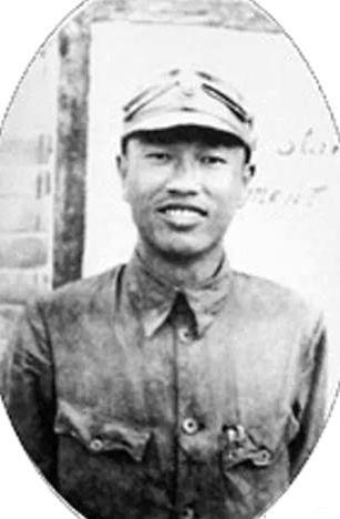1943年，一名游击队长击毙了一名汉奸，不料邓华闻讯后竟神色骤变：