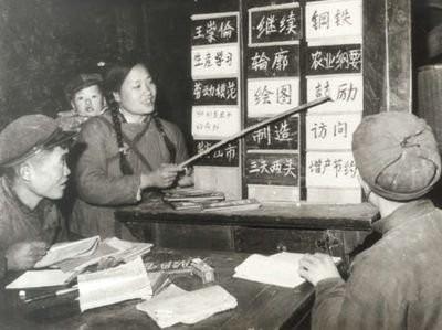 旧中国数百万的流氓混混，为何一夜间变成好人？看伟人逆天手段！1949年新中国成立