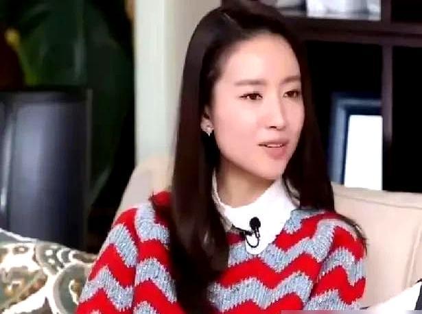 闹了14年的离婚大戏，居然没人输。董洁最新访谈首次承认，当年离婚是自己任性