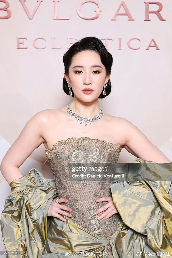 姐姐生图好美啊😍