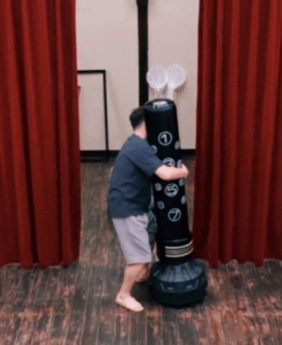 黄磊张子枫这段剧本都写不出《向往的生活》这段巧合也太戳人了！张艺兴表演结束，