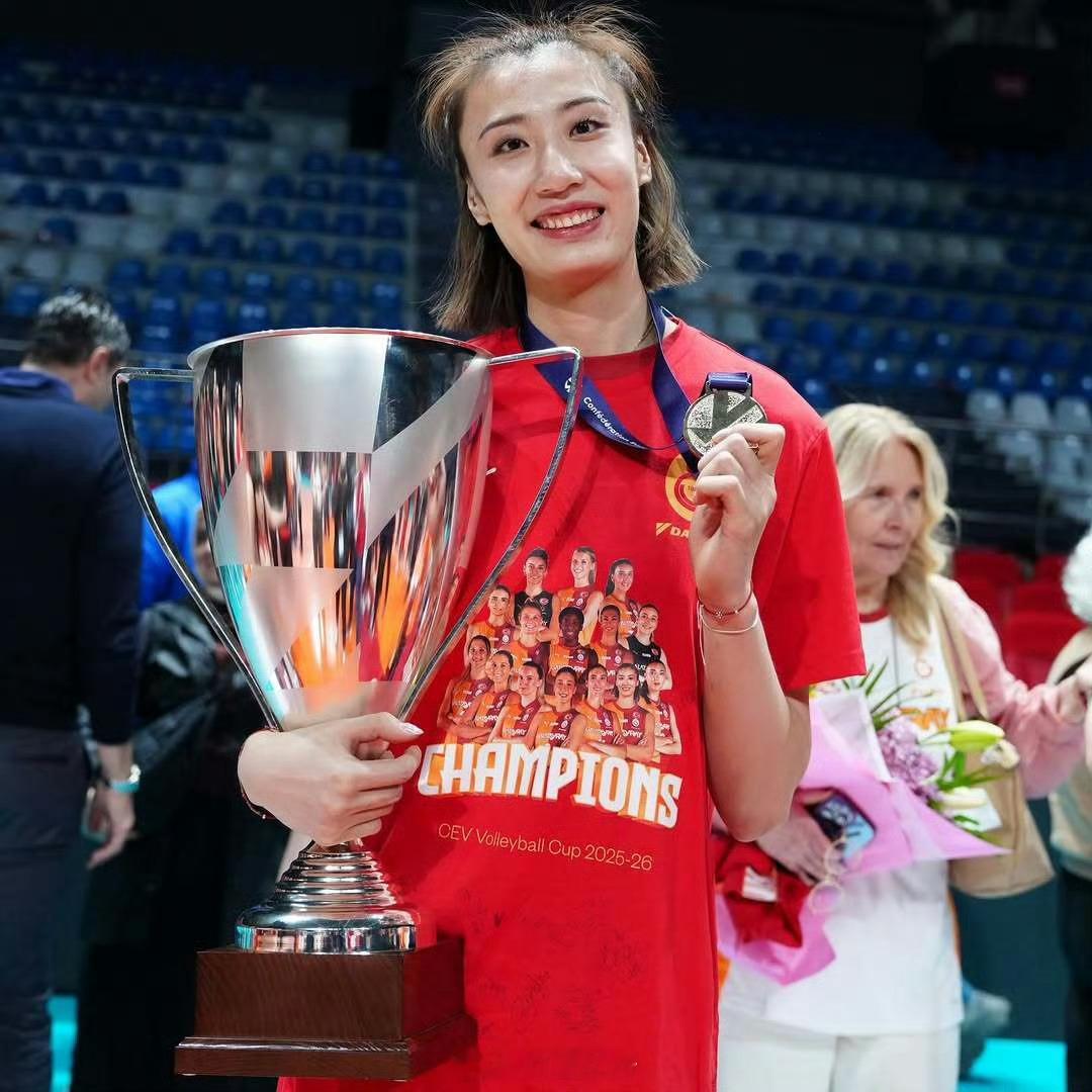 土超5-6名比赛第二场，加拉塔萨雷3比1阿拉斯货运，两回合2比0获得联赛第5名，