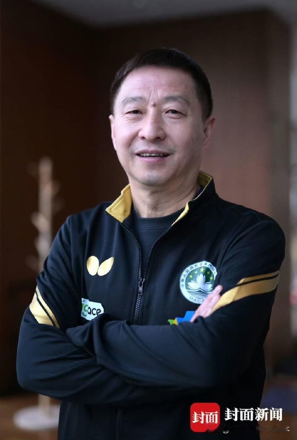 陈振江教练带朱雨玲，真的假的？陈振江教练不是国家队教练嘛，他怎么会去教朱雨玲？