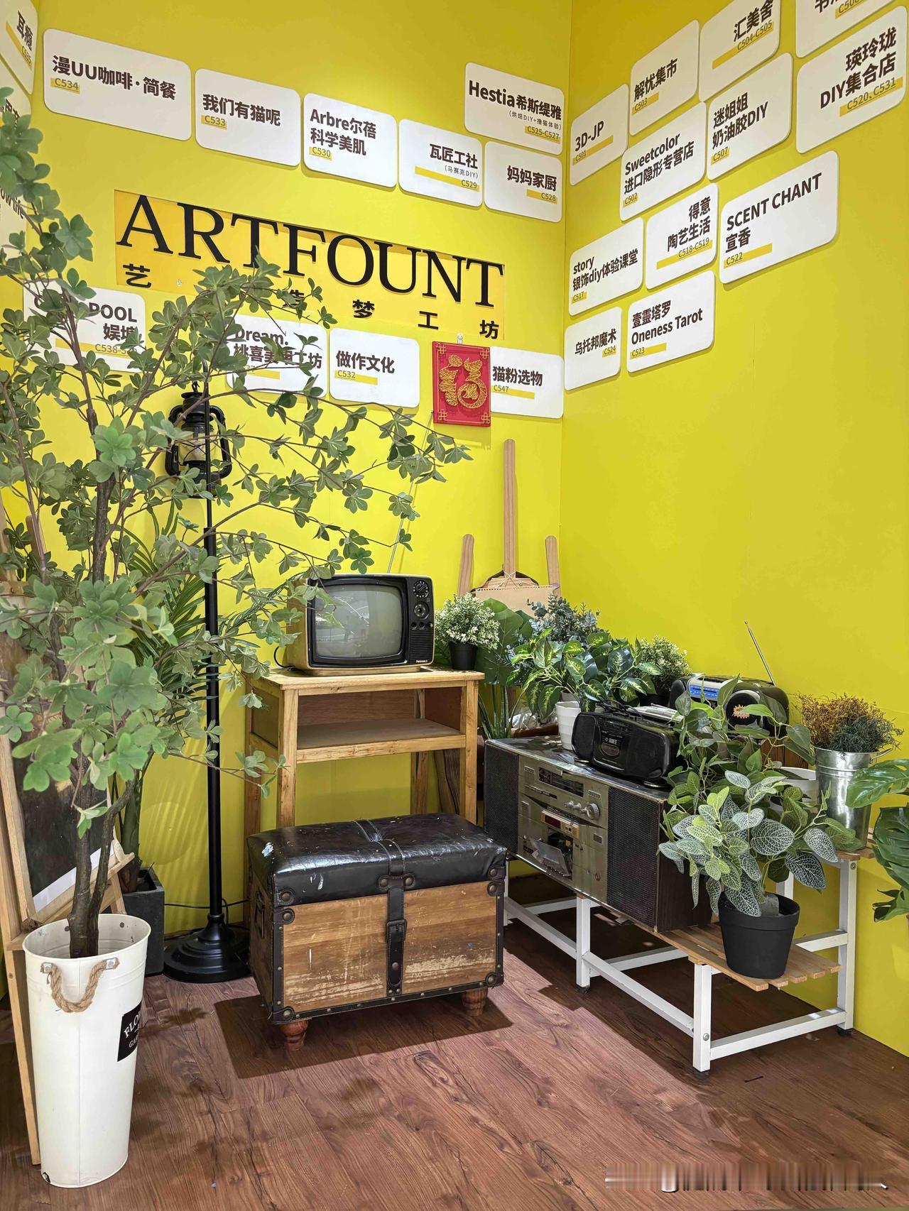 把公公婆婆接来帮忙看孩子，后来才发现没有养老金的公公婆婆，做啥都小心翼翼。