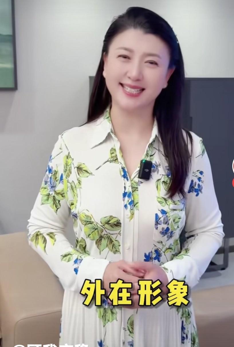 闫学晶家的大米是进口的吗？十斤大米卖298元，普通老百姓哪买的起。太贵了，闫学晶