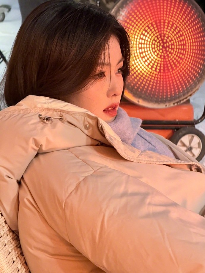 白鹿唱了唐宫奇案的ost白鹿换李佩仪的头像白鹿换李佩仪的头像，白鹿唱了唐宫奇