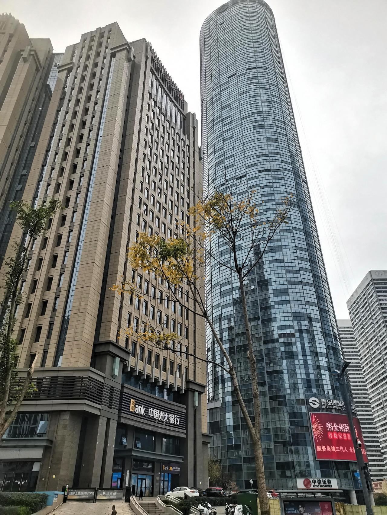 股友分享了他的11月的账单：大亏28万，账户全绿，这也太扎心了，他是一位股民