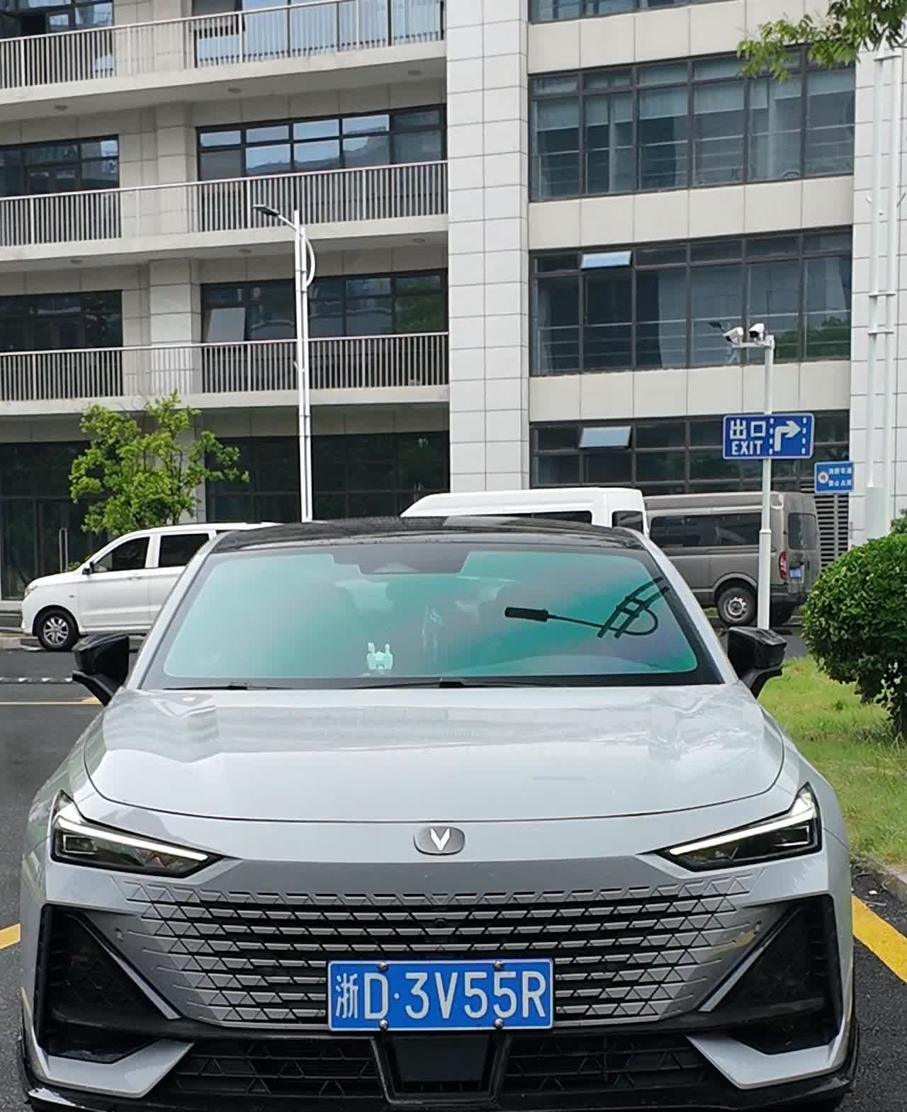 毫无争议，这一代设计是天花板