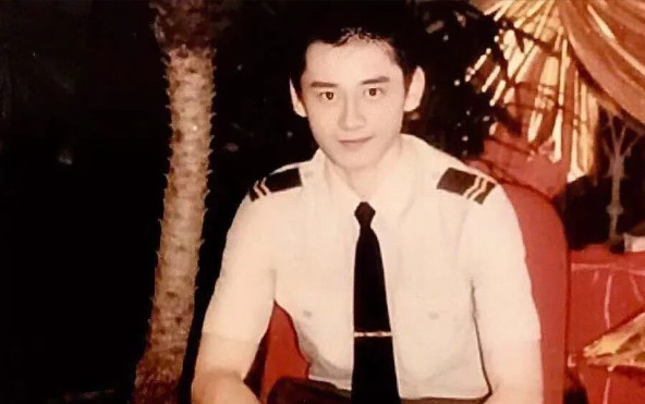 2003年，钱枫和孙俪已经同居1年，但钱枫妈妈勃然大怒要求儿子必须分手，于是20