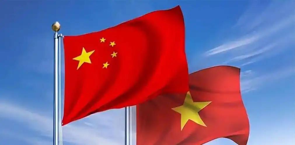 泛亚铁路绕过越南的后遗症，终于在2026年彻底爆发！眼看邻居们搭上中国经济快车，