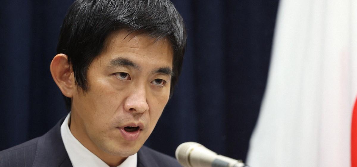 日本前经济安保大臣叫嚣：不让台湾孤立正在窜访台湾的日本前经济安保大臣小林鹰之众