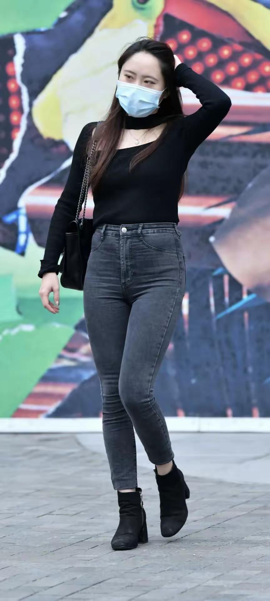 紧身牛仔裤穿搭分享穿搭街拍美女人像群好身材性感女神牛仔裤