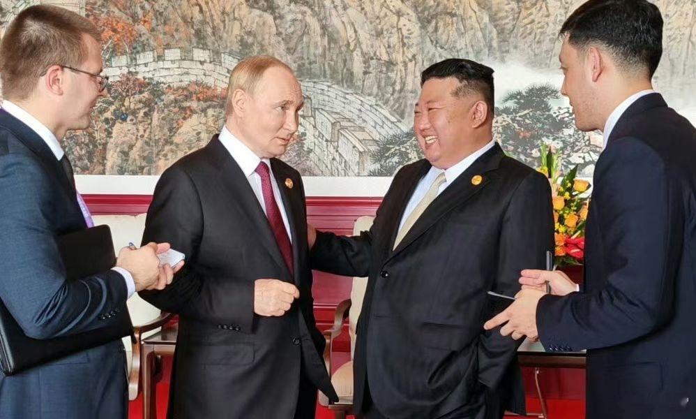 论各国领导“御用摄影师”的重要性！​​​
