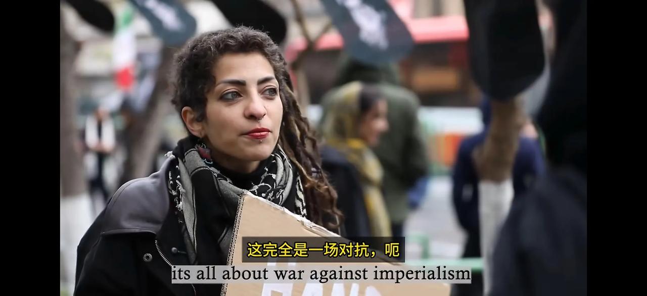 这位在战争开始后从欧洲回到伊朗的女士说：“这完全是一场对抗帝国主义者的战争，因为