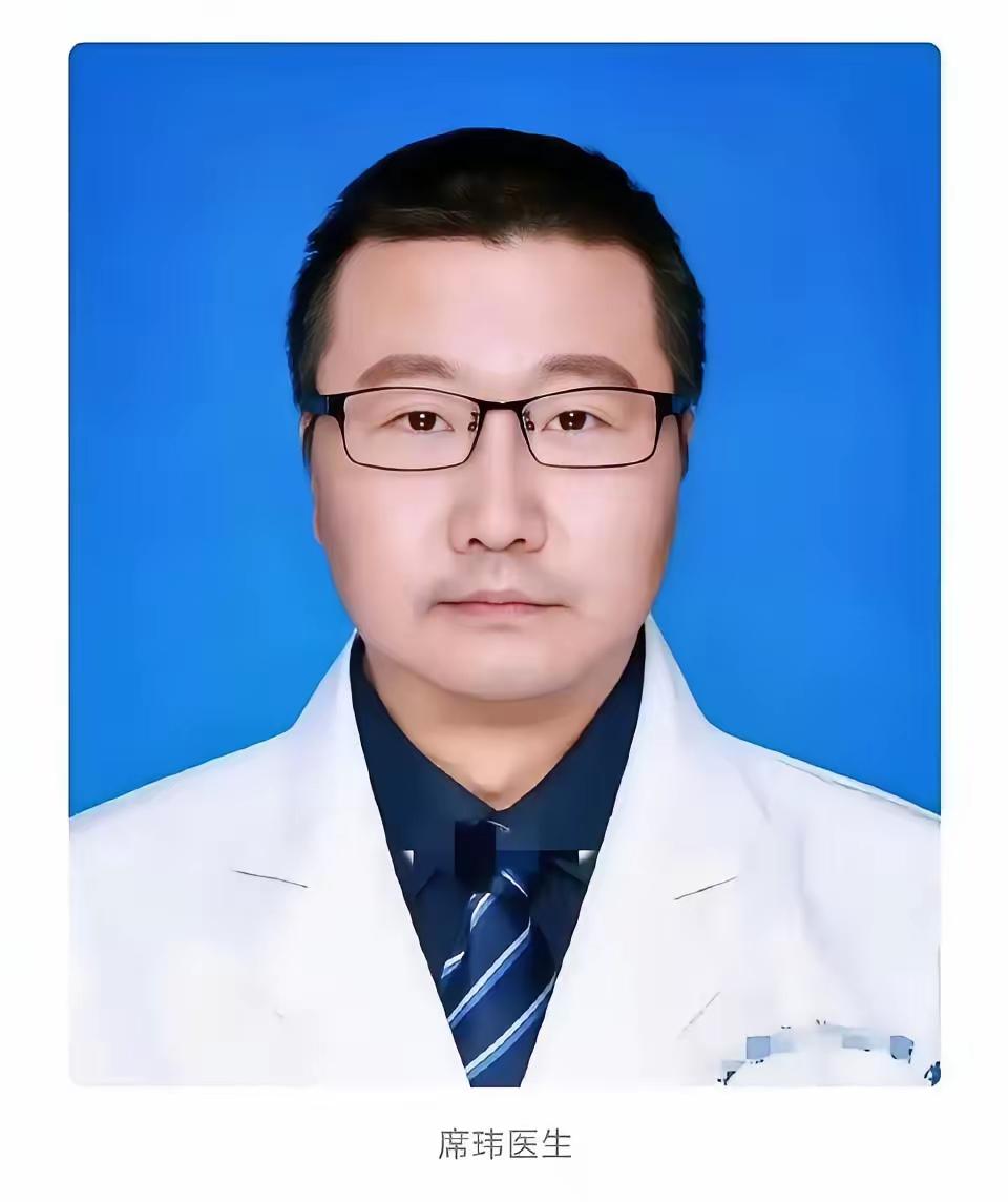 南京肿瘤医院的医生席玮，最近火了!这可不是因为医术高超，也不是医德出现了问题，