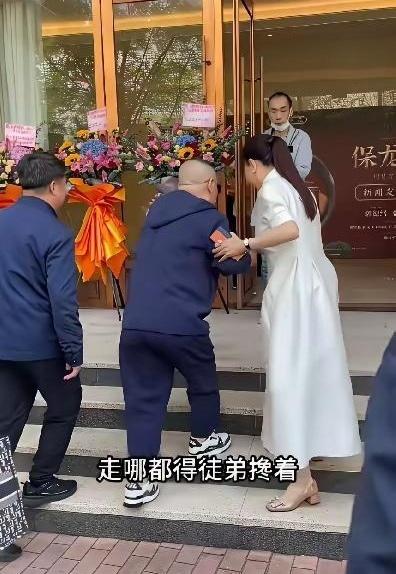 好家伙，论辈分这事儿还能现认的？刘伟一句“郭德纲是我亲师弟”，直接给我整不会了，