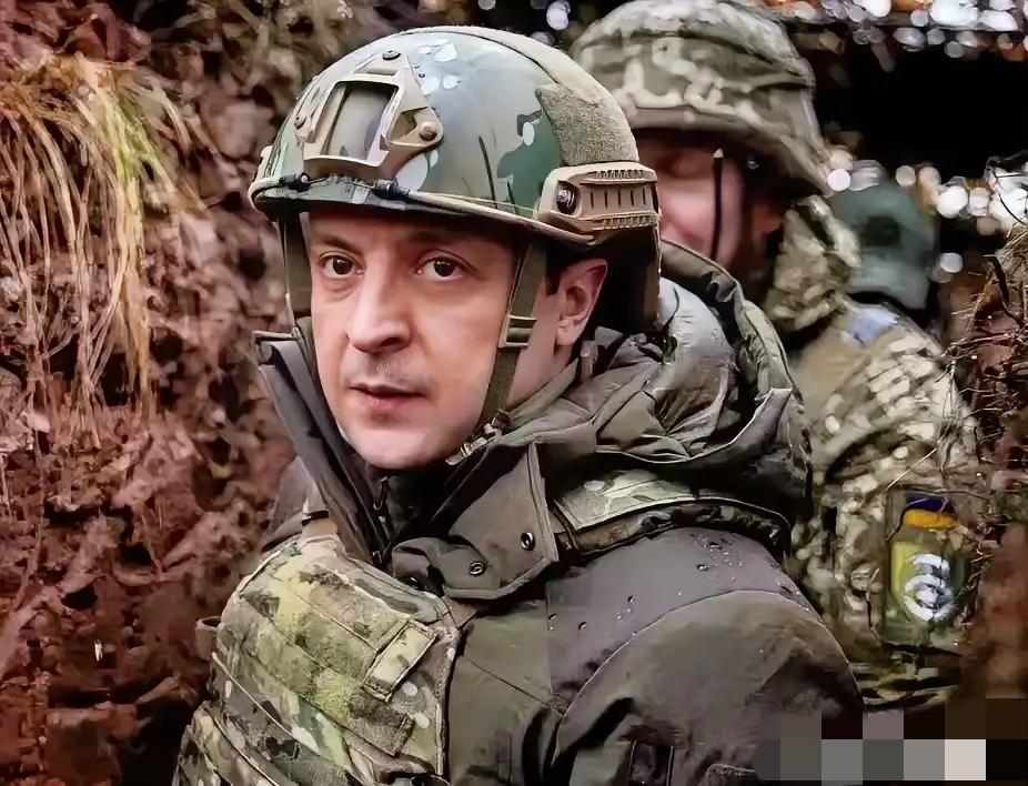 4月14日凌晨，克里米亚夜空骤然炸裂——乌军发动大规模夜间突袭，辛菲罗波尔、费奥