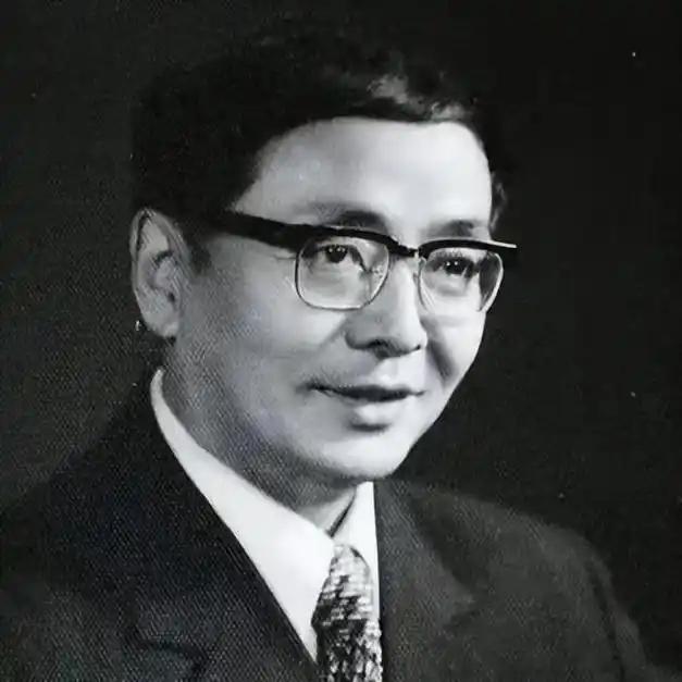 ·1964年，1个新疆知青给钱学森写信，信中毫不客气地指出钱学森的错误。没想到，