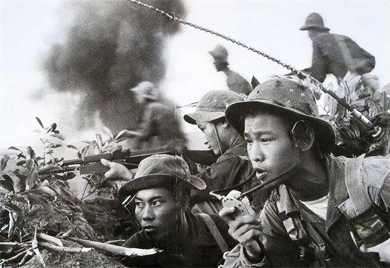 前面兄弟后面仇敌？越南在80年代，为何突然与中国反目成仇？1975年，越南终