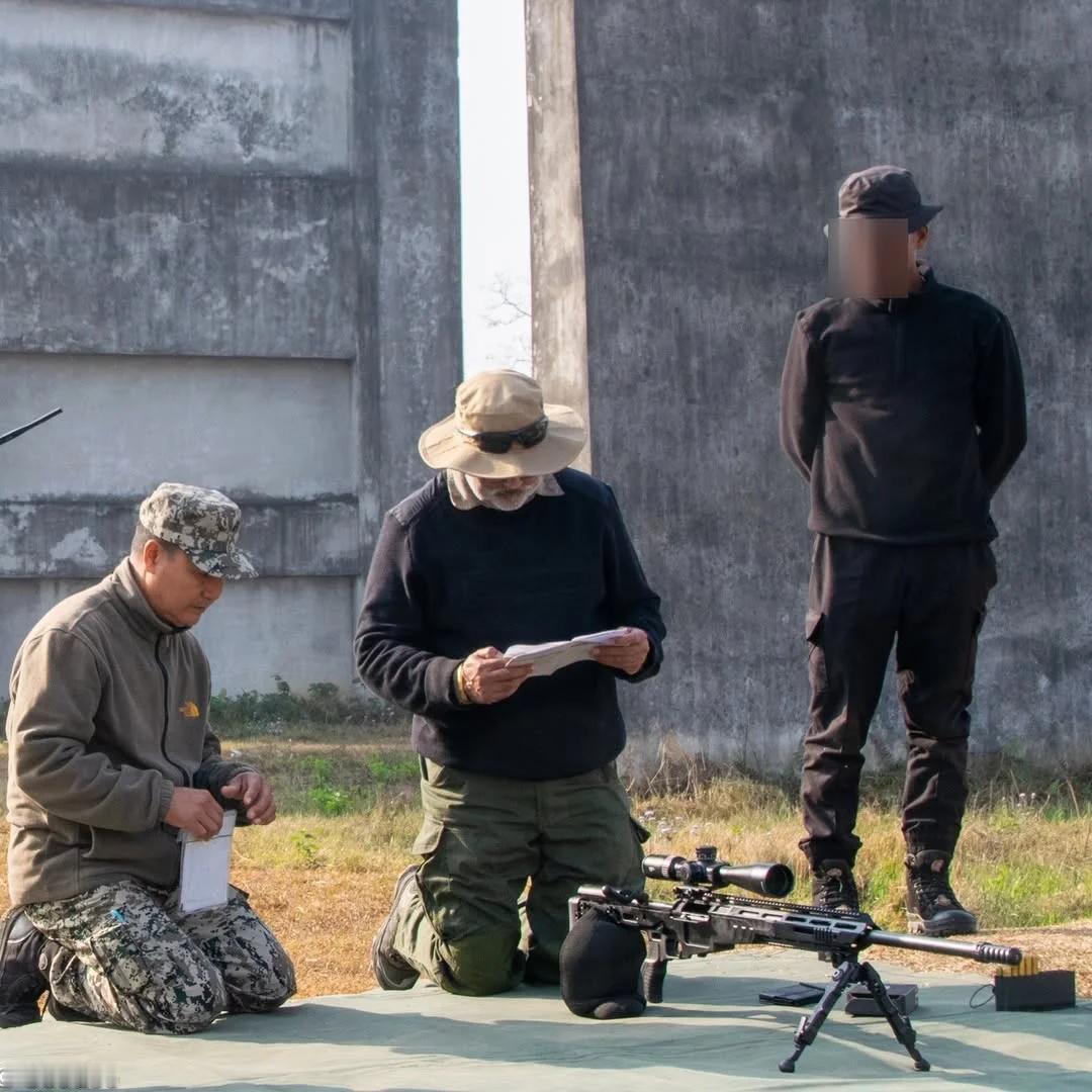 印度阿萨姆邦警察突击队。与0.338LM狙击步枪