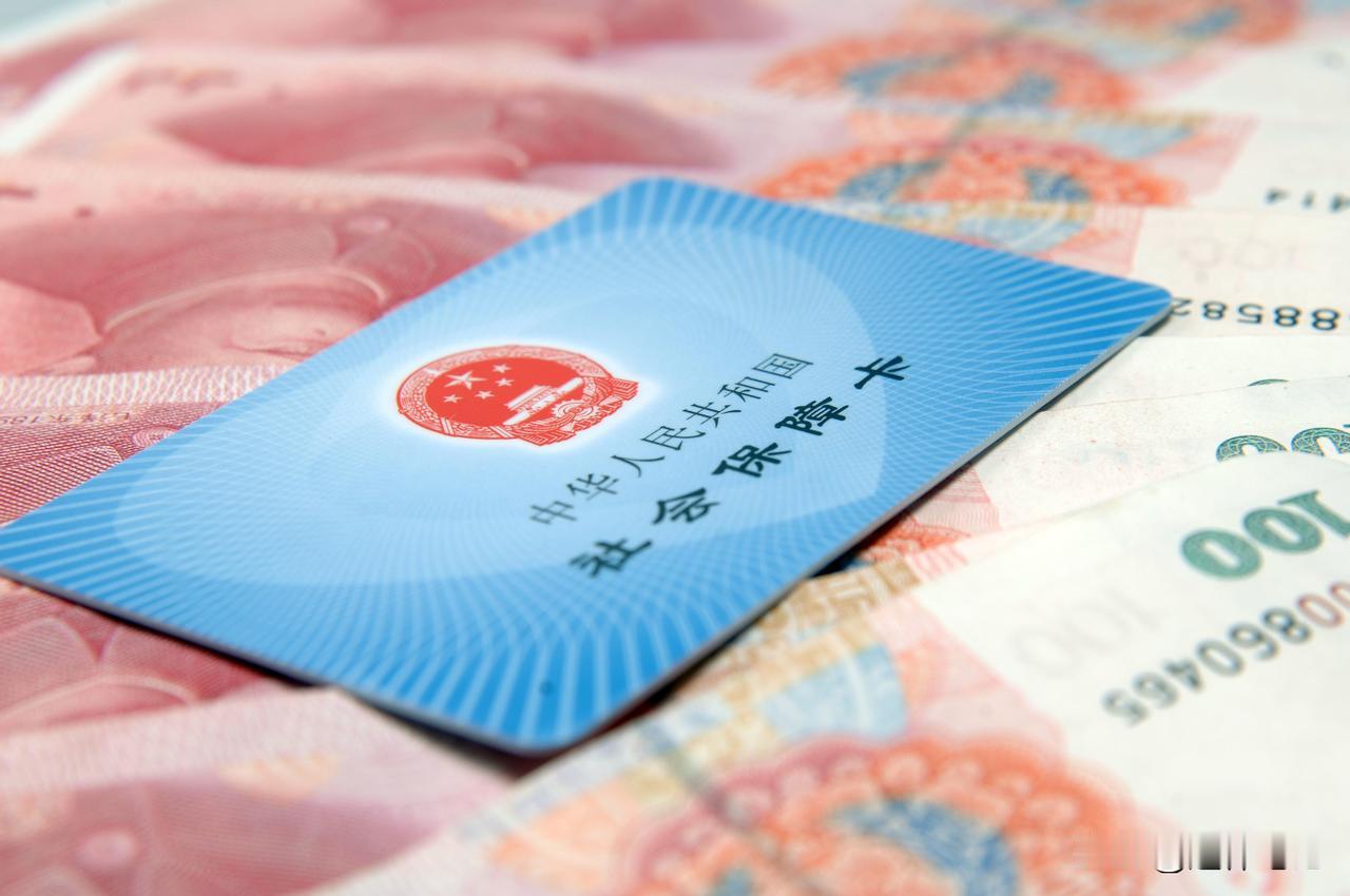 近几年以来，由于养老金调整比例的不断收窄，人均调整金额也是在不断下降其实根据