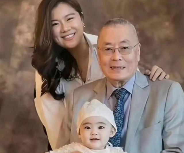 2017年，钢琴大师刘诗昆迎娶了学生孙颖，经过商量，婚后2人没打算要孩子，毕竟刘